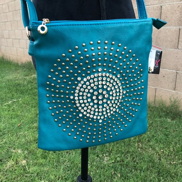 ✨✨Beautiful crossbody bag ✨✨ - Picture 3 of 8